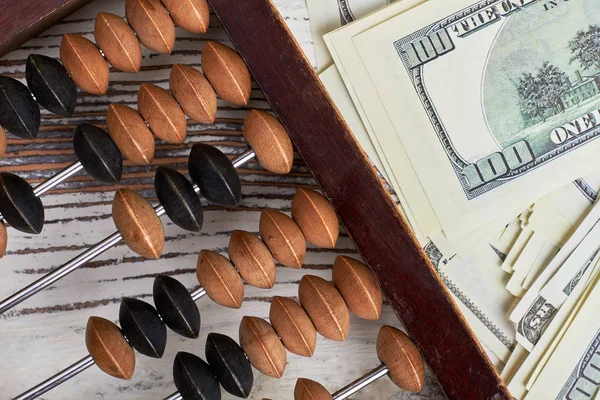Abacus y dólares americanos . — Foto de Stock