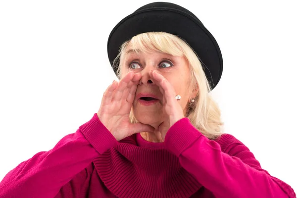 Mujer mayor está gritando . —  Fotos de Stock