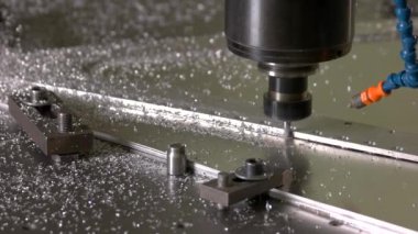 CNC freze tezgahı eylem.