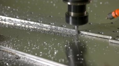 Cnc Freze Makinası çalışmalarını.