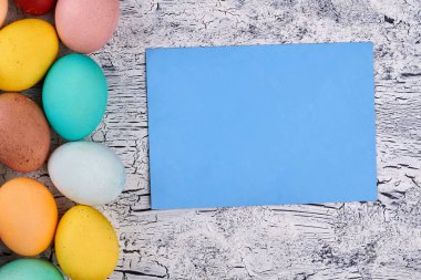 Renkli Paskalya yumurtaları, boş kartı.
