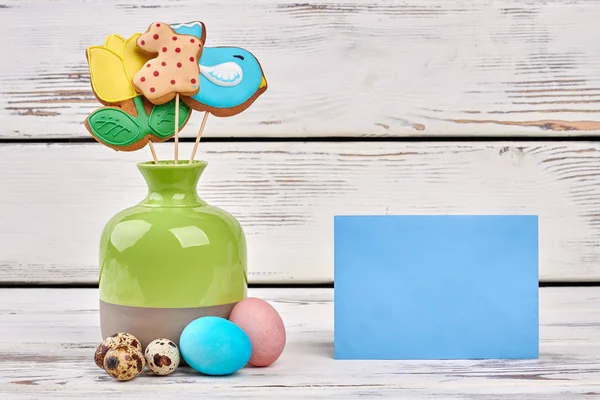 Vase mit Keksen und Karte. — Stockfoto