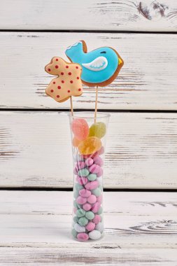 Vazo Paskalya tatlılar.