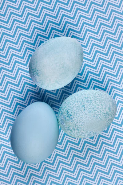 Ovos de Páscoa azuis . — Fotografia de Stock