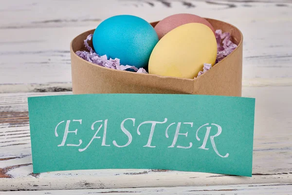 Húsvéti tojás dobozban. — Stock Fotó