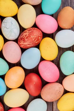 birçok Paskalya yumurtaları.