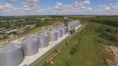 Tahıl depo havadan görünümü.