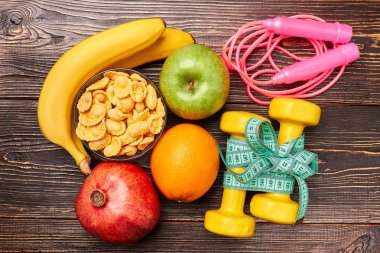 Atlama ipi, halter ve meyve.