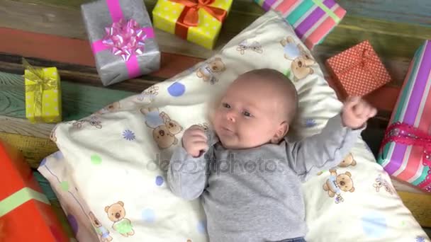 Baby and presents. — Stock Video