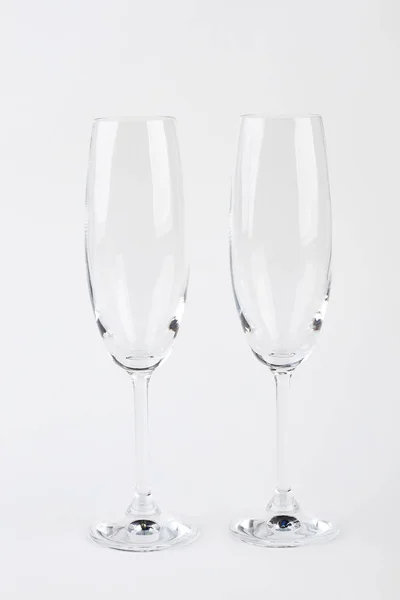 2 つのシャンパン グラス、フロント ビュー. — ストック写真
