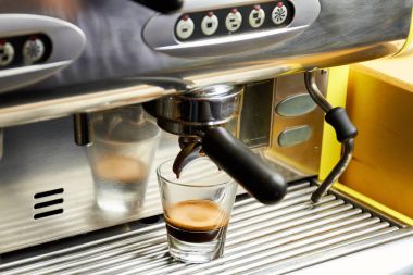 kahve yapma makinesi.