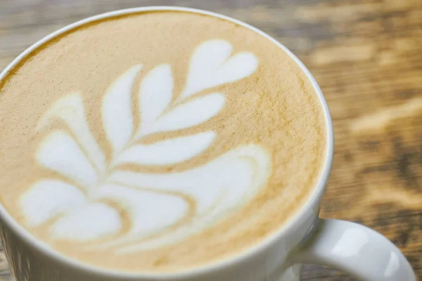 Λουλούδι latte art, κοντινό πλάνο. — Φωτογραφία Αρχείου