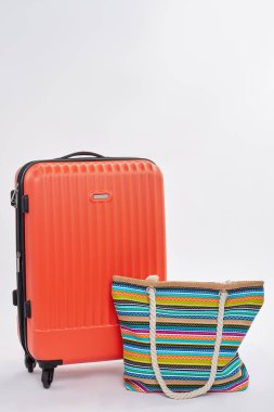 Modern valiz ve Tekstil çanta.