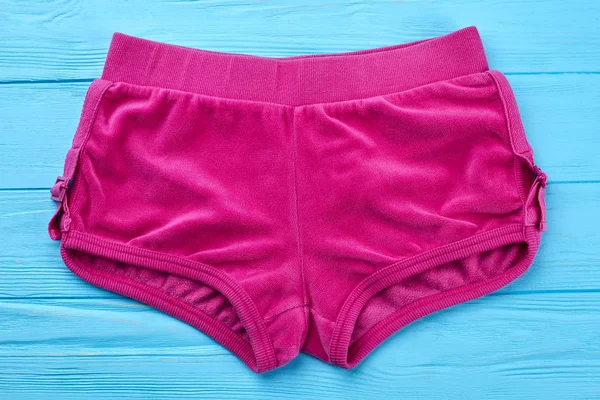 Rosa Velure Shorts für Mädchen. — Stockfoto