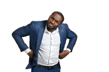 Kemer üzerinde ellerini tutarak Businesman.