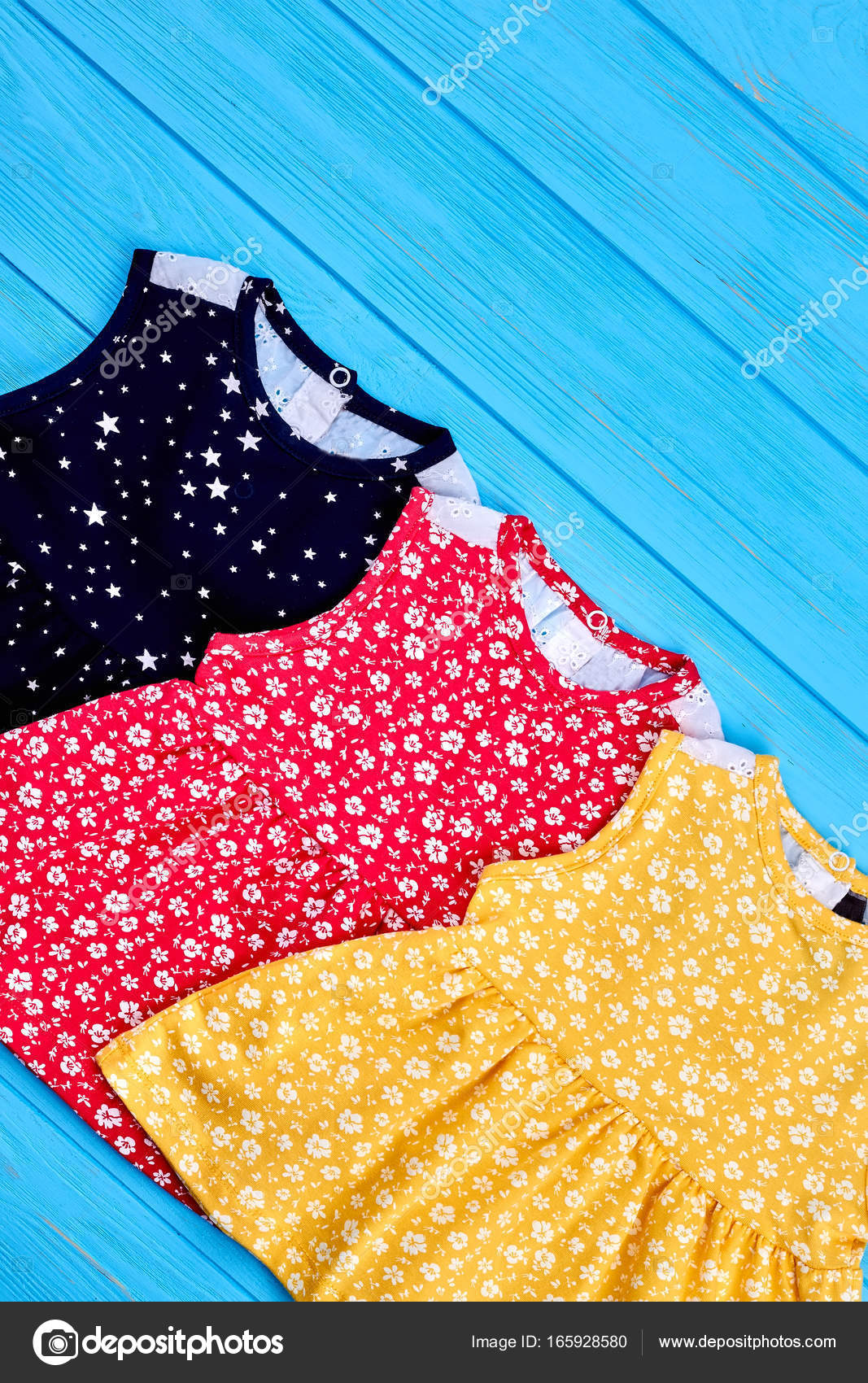 Vêtements d\u0027été bébé style vintage \u2014 Photo