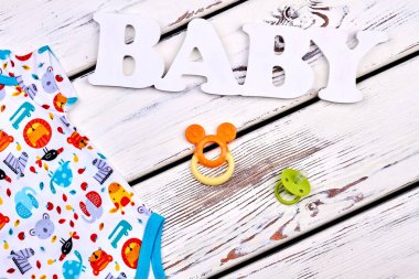 Bebek Bebek yaz giyim ve aksesuarları.