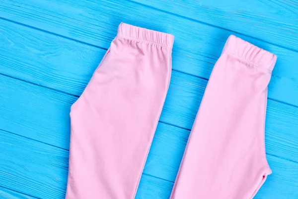 Rosa Leggings für Babys. — Stockfoto