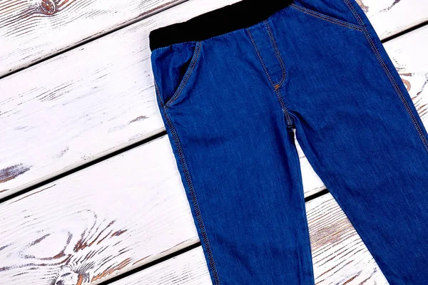 Barn casual jeans. — Stockfoto