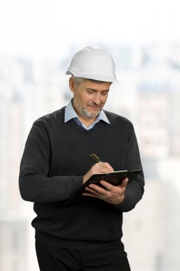 Olgun foreman panosuna yazma.