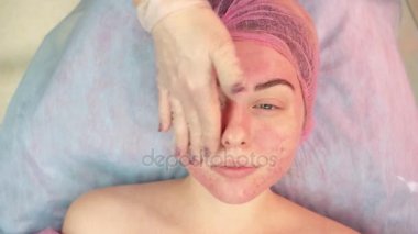 Makyajcısı, sorunlu cilt el.