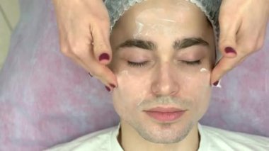 Erkek masaj erkek yüz eller.