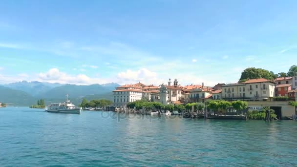 Isola Bella, tourist boat. — стокове відео