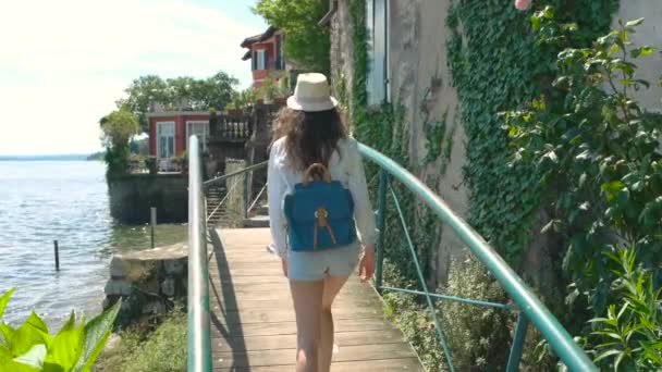 Туристичні в місті Stresa . — стокове відео