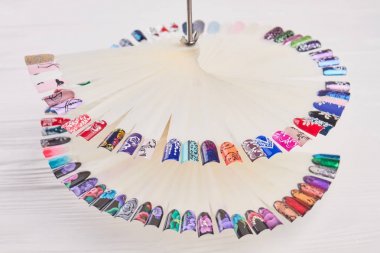 Çivi moda tasarım örnekleri.