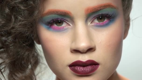 Make-up model gezicht. — Stockvideo