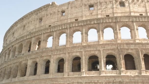 Colosseum op lucht achtergrond. — Stockvideo