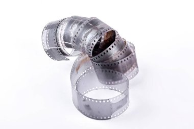 CURL film şerit beyaz zemin üzerine.