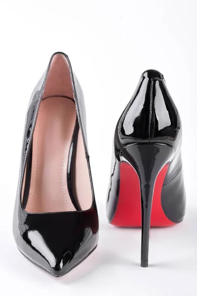 Femmina scarpe moda Louboutin . — Foto Stock