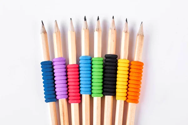 Набір олівців з еластичними зв'язками . — стокове фото