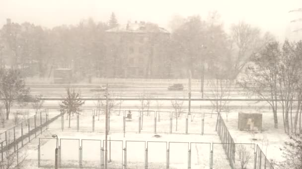 Camino de la ciudad en invierno . — Vídeo de stock