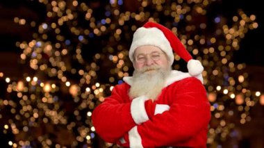 Mutlu Noel Baba gösteren Yaşasın.