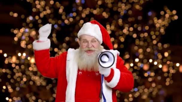 Santa with megaphone. — Stock Video
