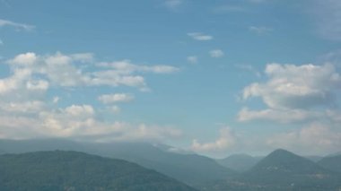 Maggiore Gölü, Stresa ve Alpler.