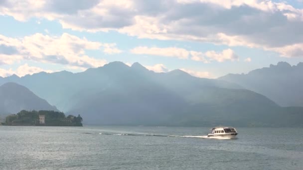 Maggiore Lake and Alps, summer. — Stock Video