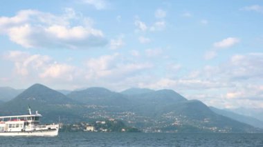 Stresa arka plan teknede turizm.