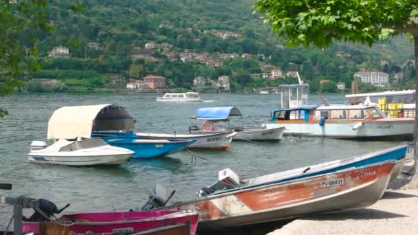 Barcos atracados, lago Maggiore . — Vídeo de Stock