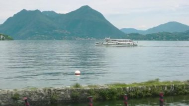 Tekne seyahat, lake Maggiore.