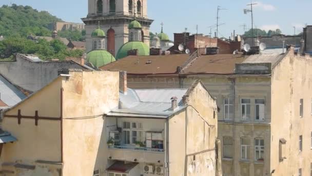 Torre de la iglesia de la Asunción, Lviv . — Vídeos de Stock