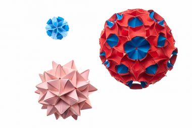Büyüleyici origami topu el sanatları