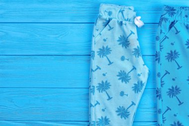 Modern bebek yaz kıyafeti.