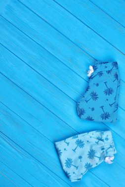 Bebek pantolon ve kopya alanı.