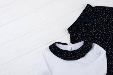 Siyah ve beyaz pijama set