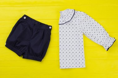 Şort ve ceket takım