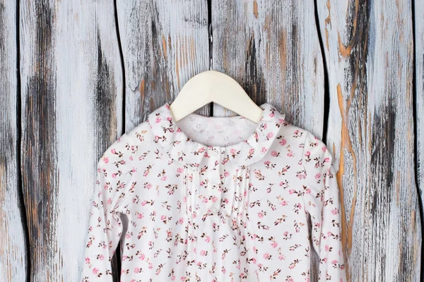 Genç kız için gecelik