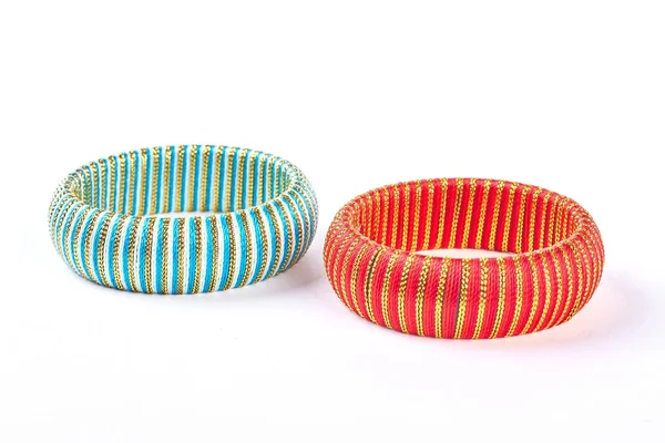 Deux bracelets colorés de design de mode . — Photo